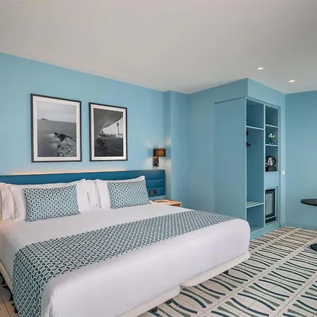 Barcelo - Adults Recommended بينايدورم