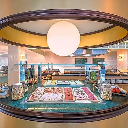 Hotel Barcelo - Adults Recommended